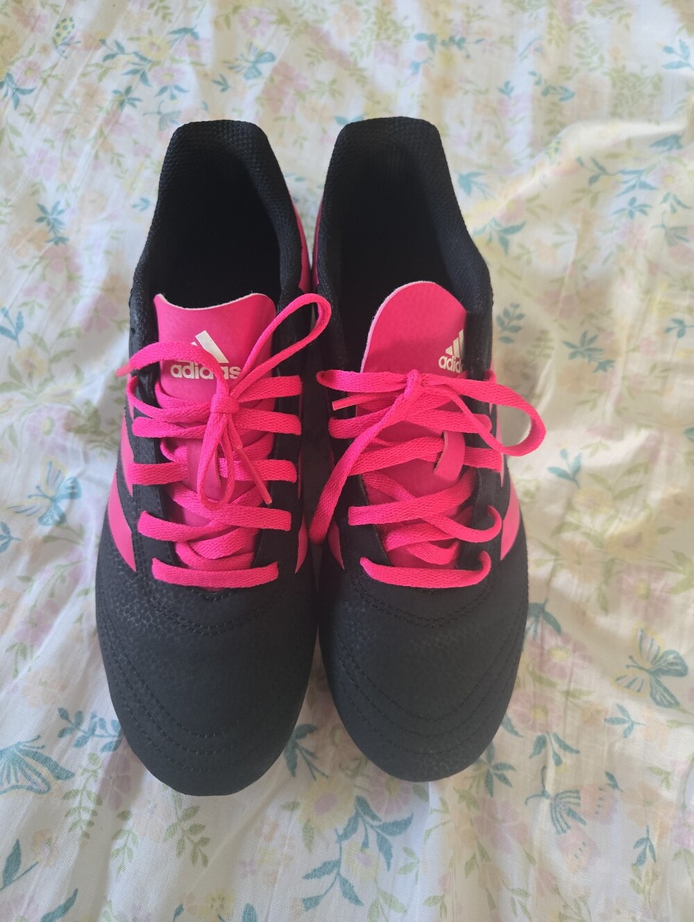 adidas Women’s Black Cleats with Bright Pink Accents